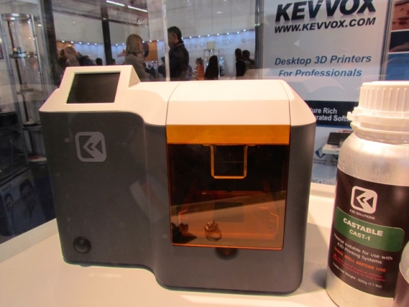 Tiskárna K3D Mini je vyvinuta pro tisk klenotů. Foto: fabbaloo.com