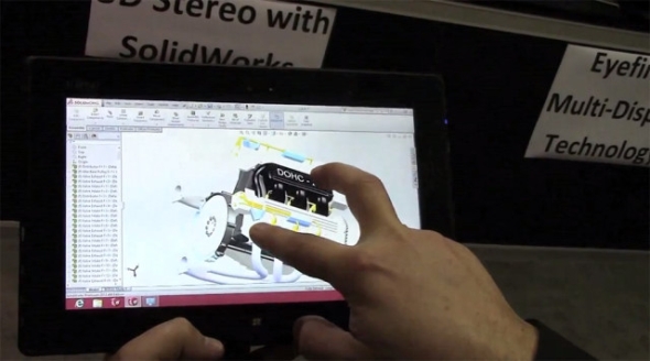 Řešení SolidWorks spuštěné na tabletu Microsoft Surface. Foto: Engineering.com